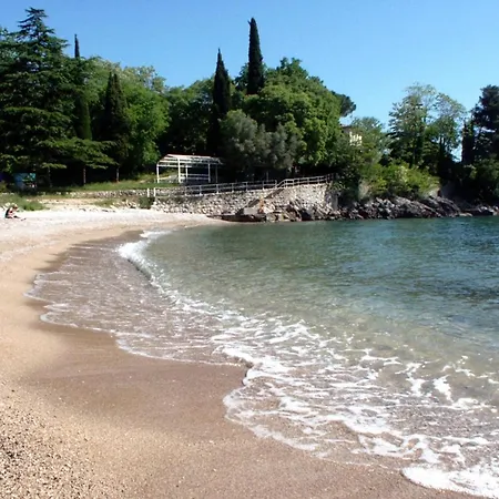 Апартаменты With A Parking Space Lovran, Opatija - 7693 Ловран
